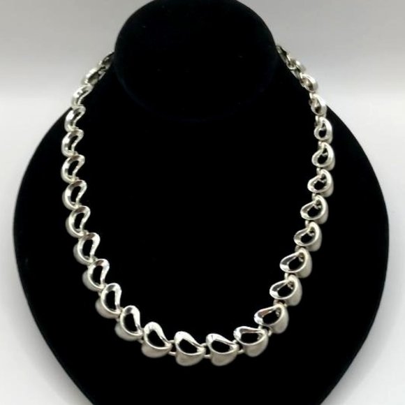 Unbranded Jewelry - Silver-Tone Collar Necklace